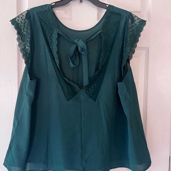 3XL Dark Green Top - Picture 2 of 2